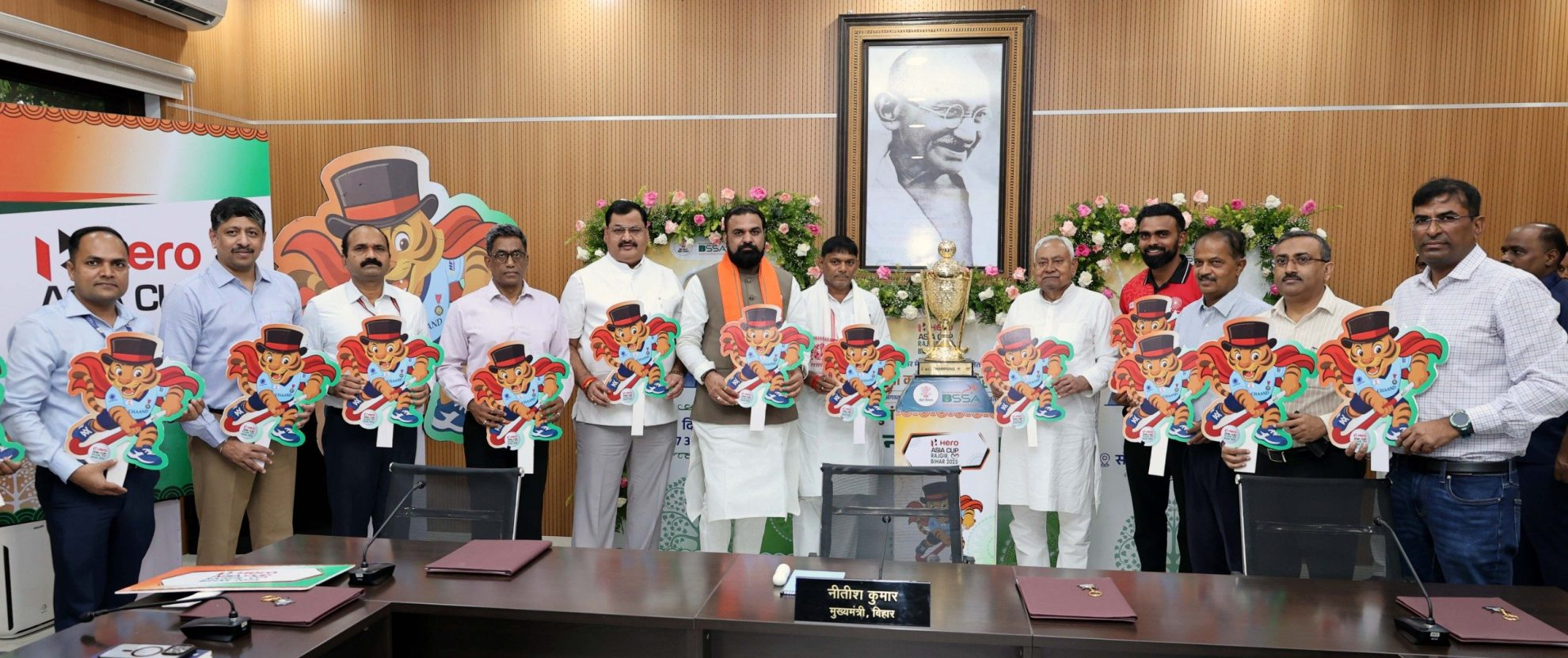 Chief_Minister_Nitish_ Kumar_unveiled the_logo